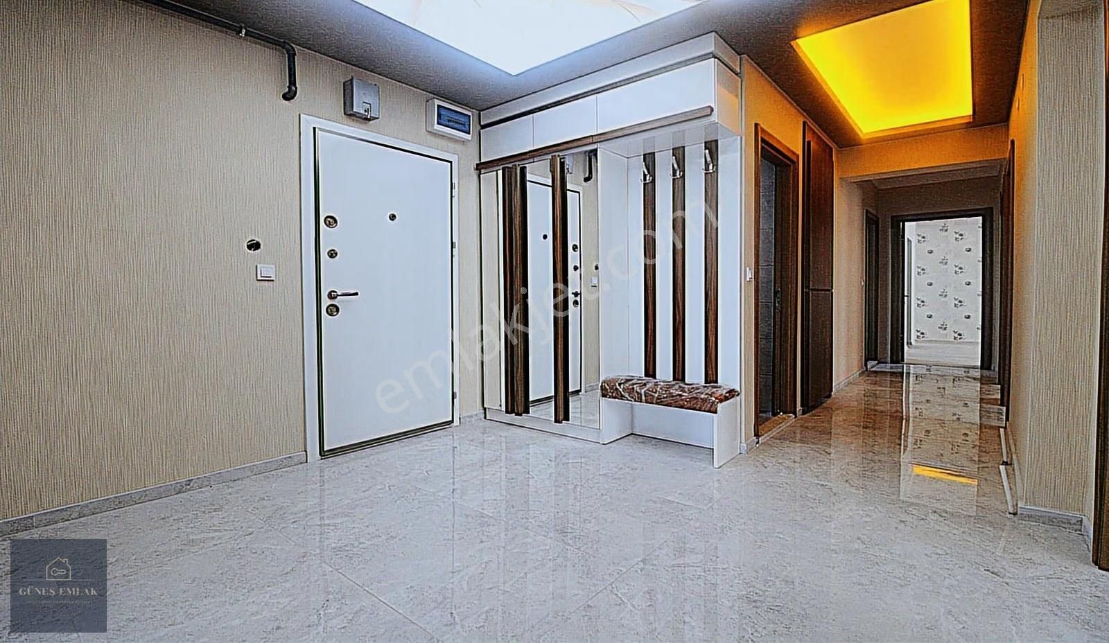 Yenikent'te 4+1ve 3+1 İki Daire Oturuma Hazır Az Bulunur Kaçırma - Görsel 11