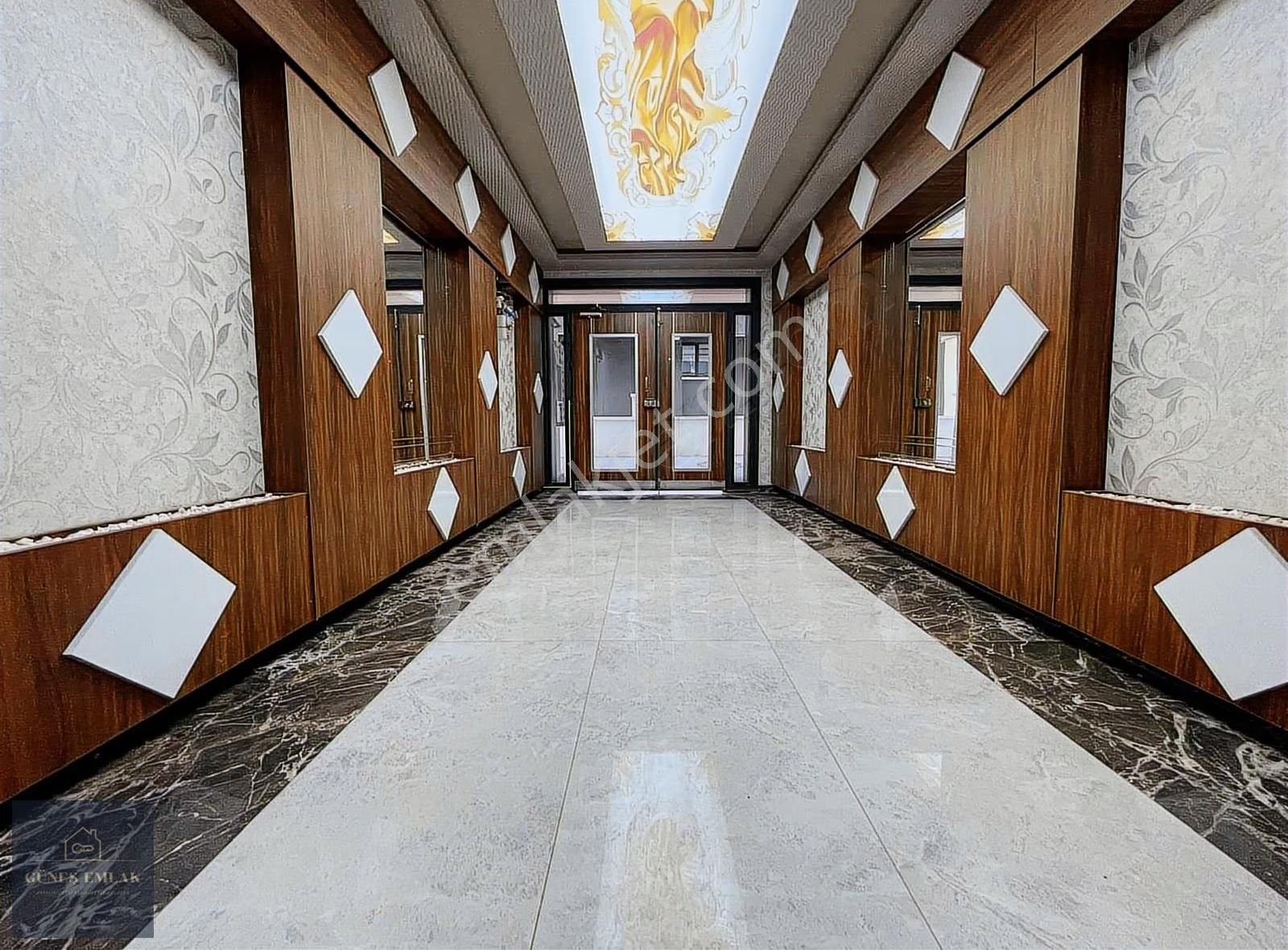 Yenikent'te 4+1ve 3+1 İki Daire Oturuma Hazır Az Bulunur Kaçırma - Görsel 15