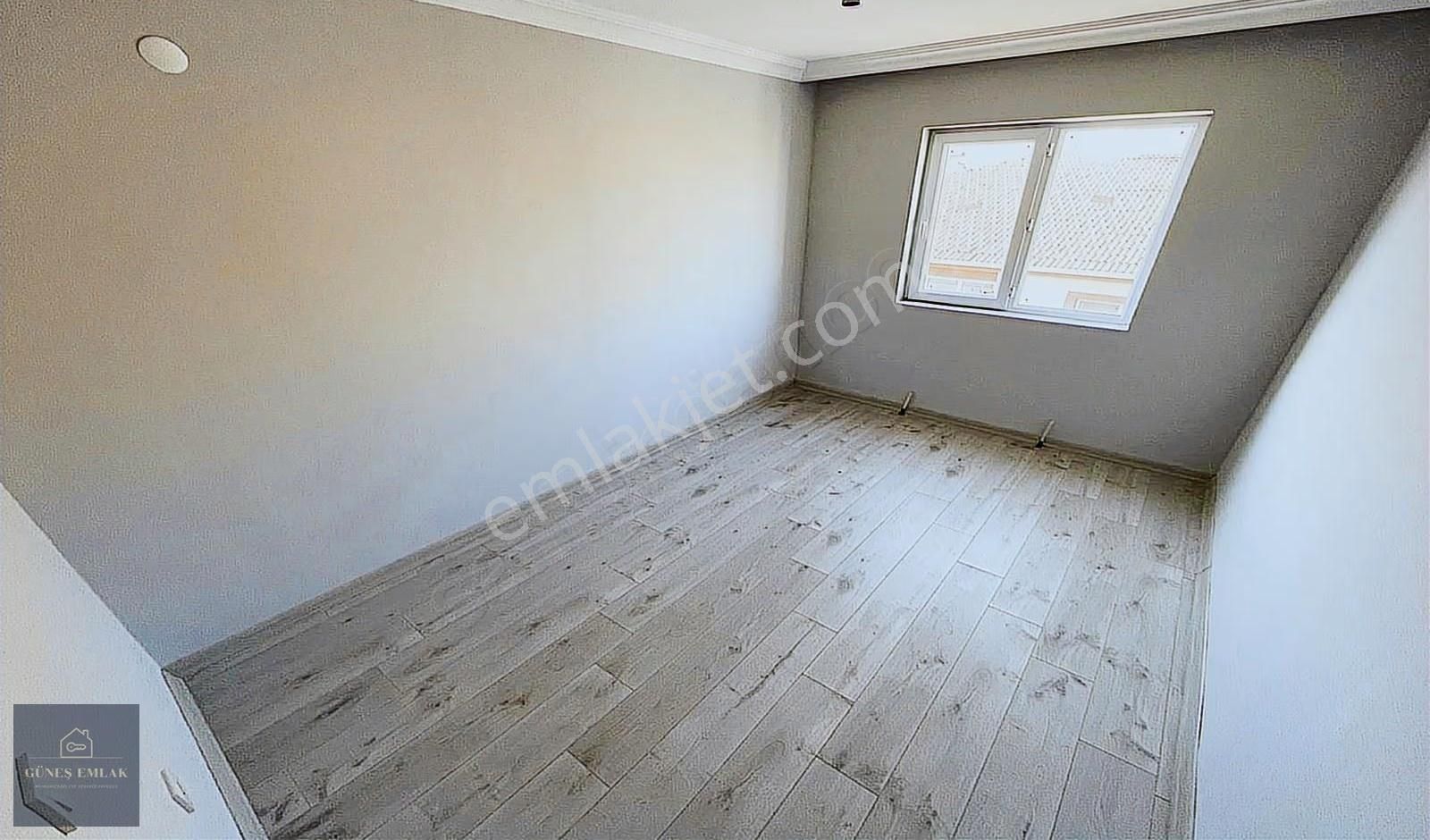 Yenikent'te 4+1ve 3+1 İki Daire Oturuma Hazır Az Bulunur Kaçırma - Görsel 9