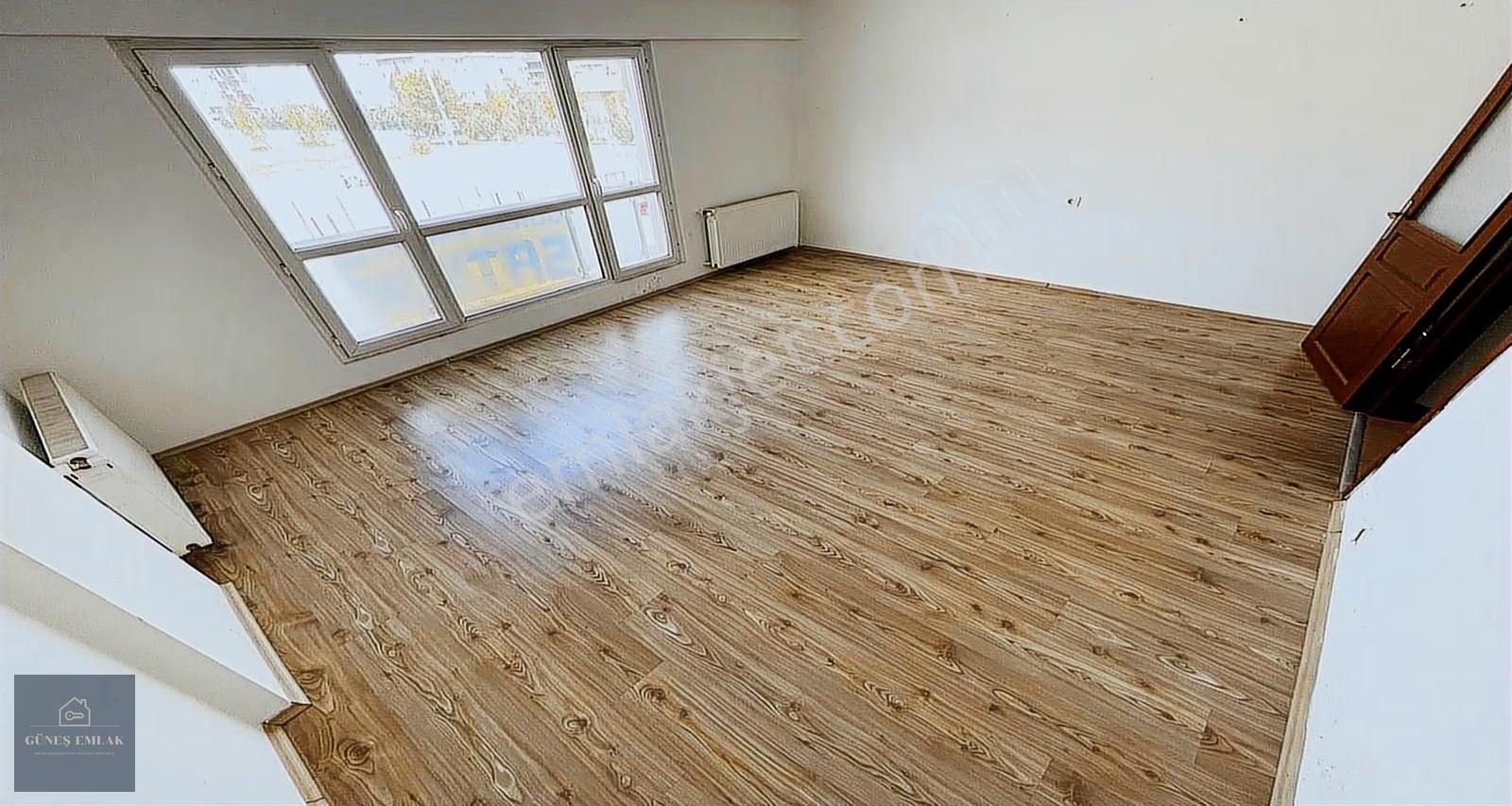 Merkezde Cadde Üzerinde Ön Cephe 3+1 Teras Balkonlu Daire - Görsel 8