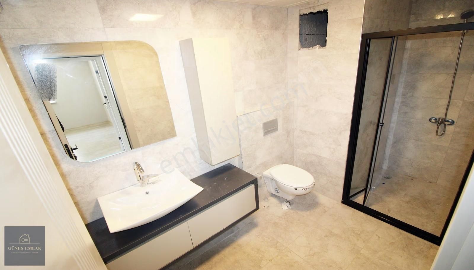 Yenikent Mendereste Ana Cadde Üzerinde Oturuma Hazır Daire - Görsel 34