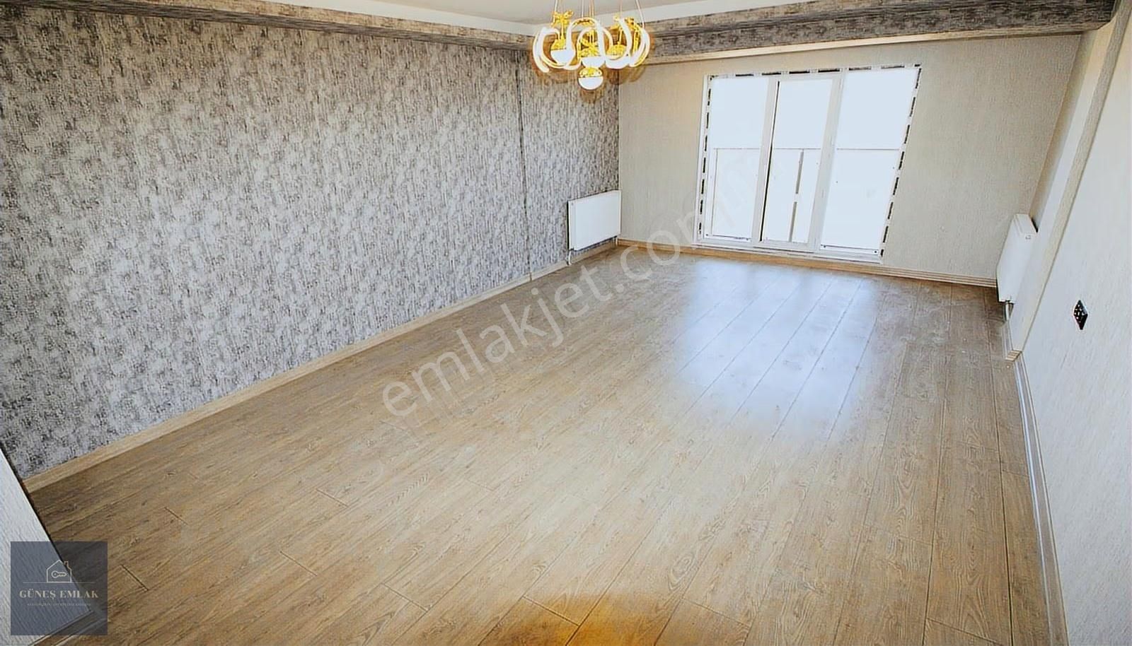 Yenikent Mendereste Ana Cadde Üzerinde Oturuma Hazır Daire - Görsel 2