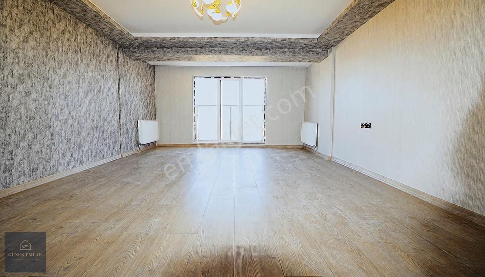 Yenikent Mendereste Ana Cadde Üzerinde Oturuma Hazır Daire - Görsel 21