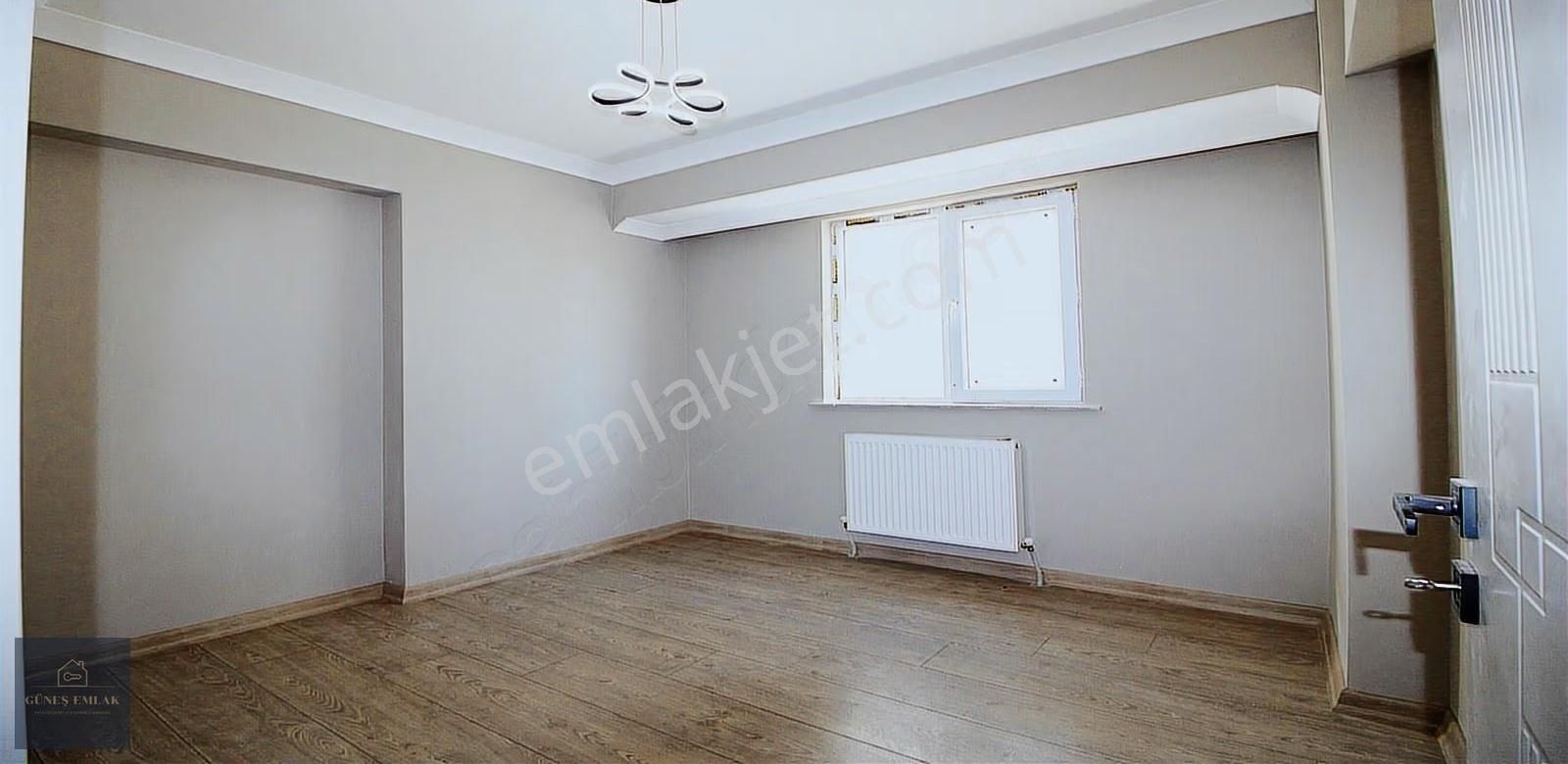 Yenikent Mendereste Ana Cadde Üzerinde Oturuma Hazır Daire - Görsel 16