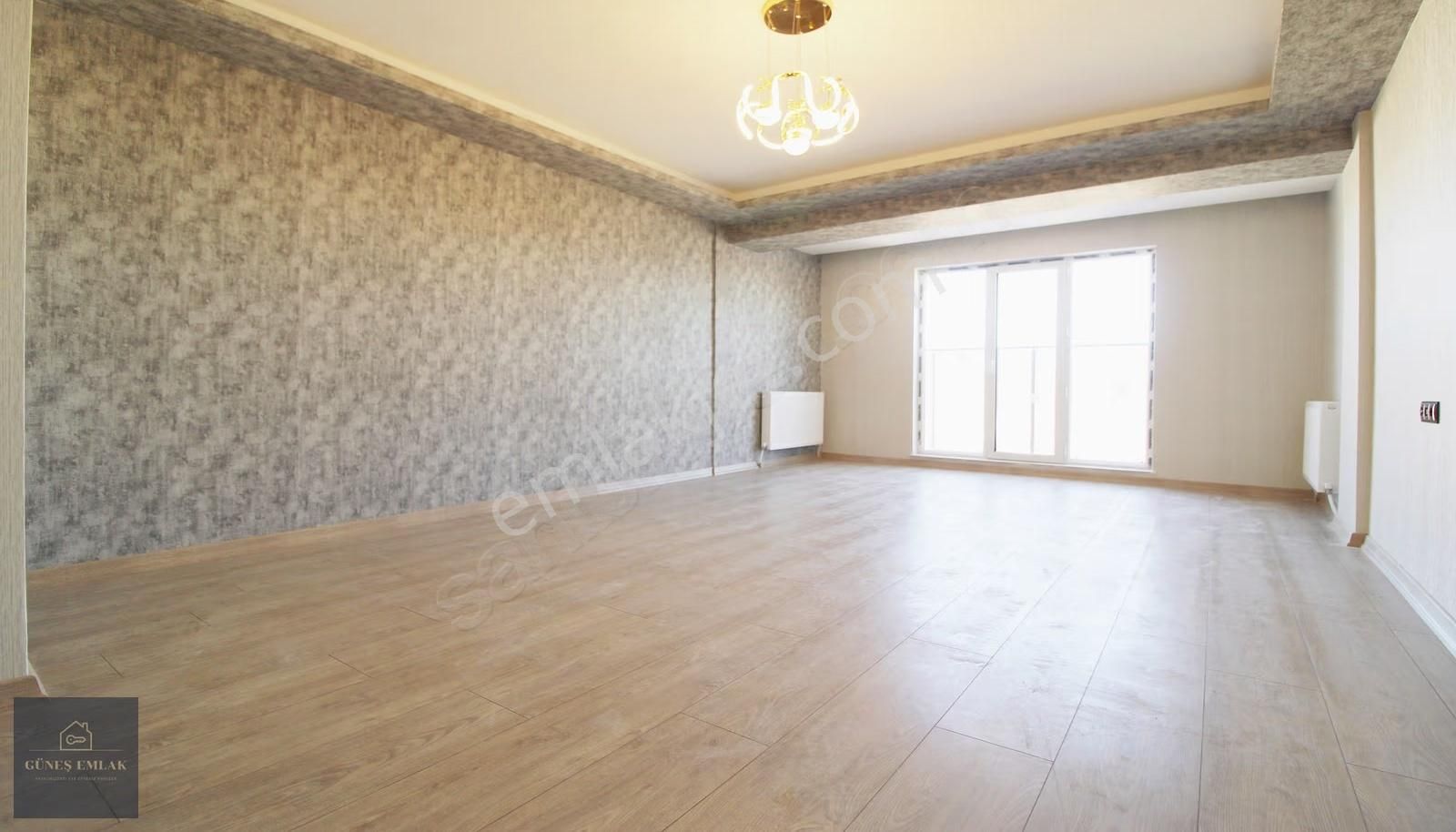 Yenikent Mendereste Ana Cadde Üzerinde Oturuma Hazır Daire - Görsel 23