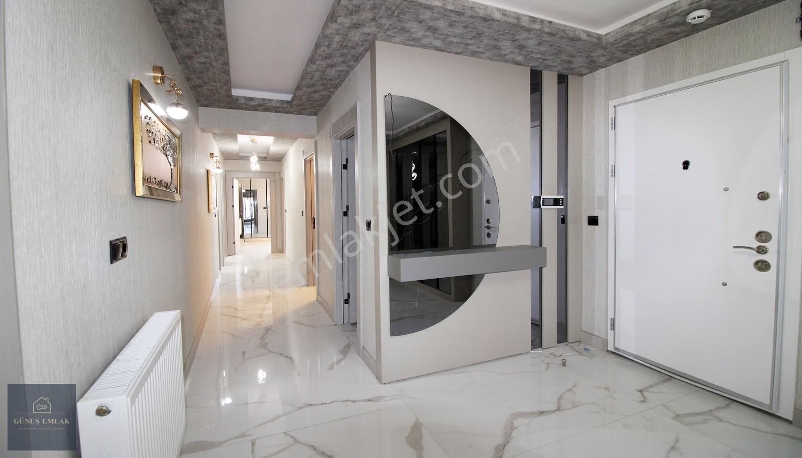 Yenikent Mendereste Ana Cadde Üzerinde Oturuma Hazır Daire - Görsel 28