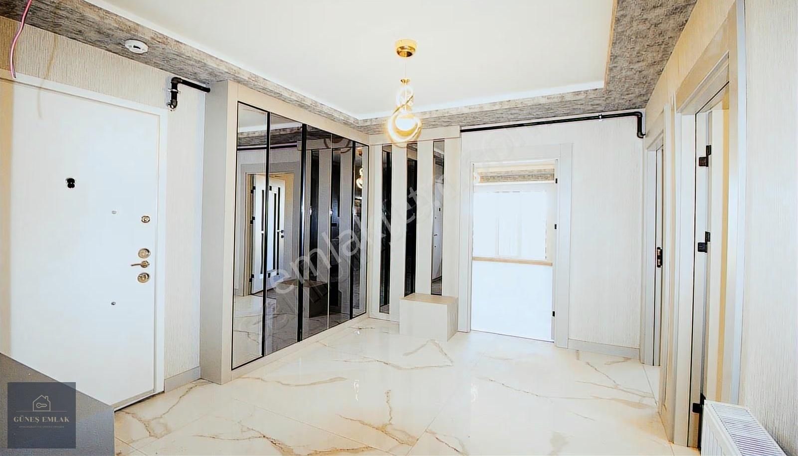 Yenikent Mendereste Ana Cadde Üzerinde Oturuma Hazır Daire - Görsel 15