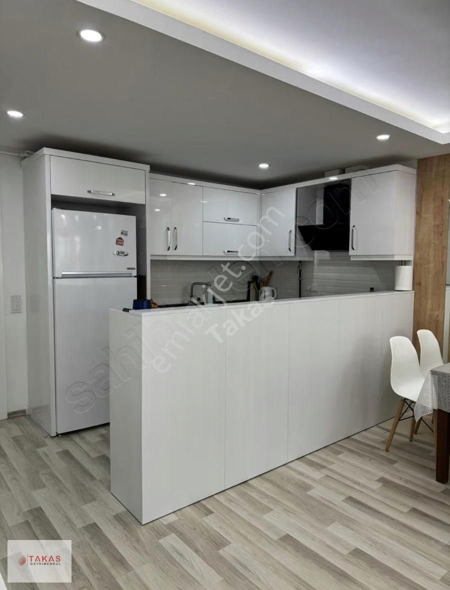 Acıl Satılık 2+1 Daıre Eşyalı - Görsel 5