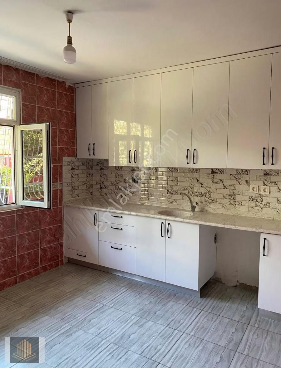 Sağlam'dan Geniş Bahçeli Kiralık Müstakil Ev