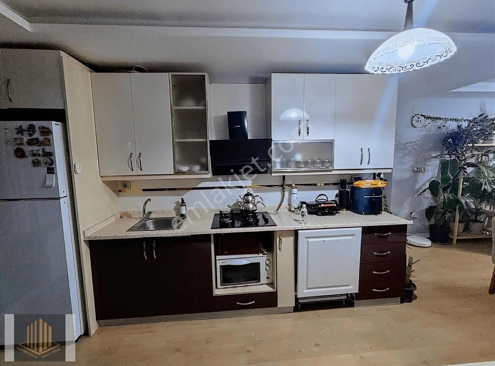 Sağlam'dan Güzelyalıda Muhteşem Göl Manzaralı Doğalgazlı 3+1 - Görsel 9