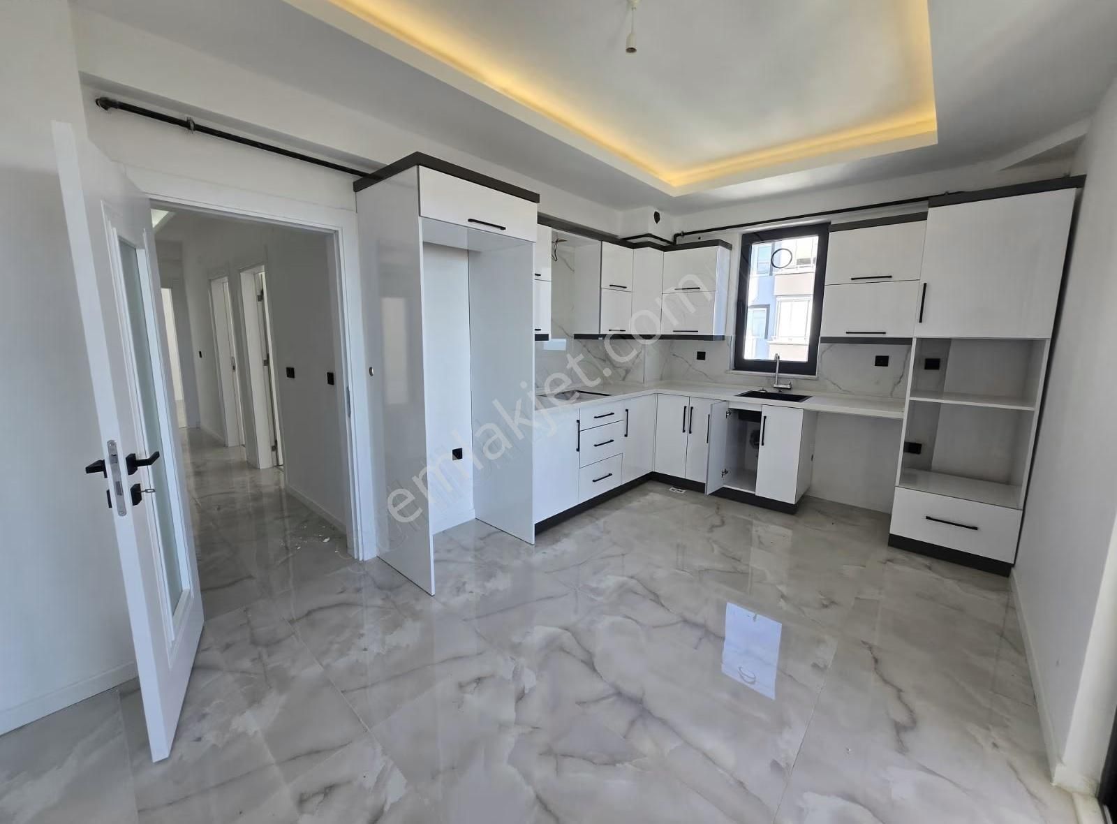 Erlife'den Canikte Mükemmel Deniz Manzaralı 3+1 Daire