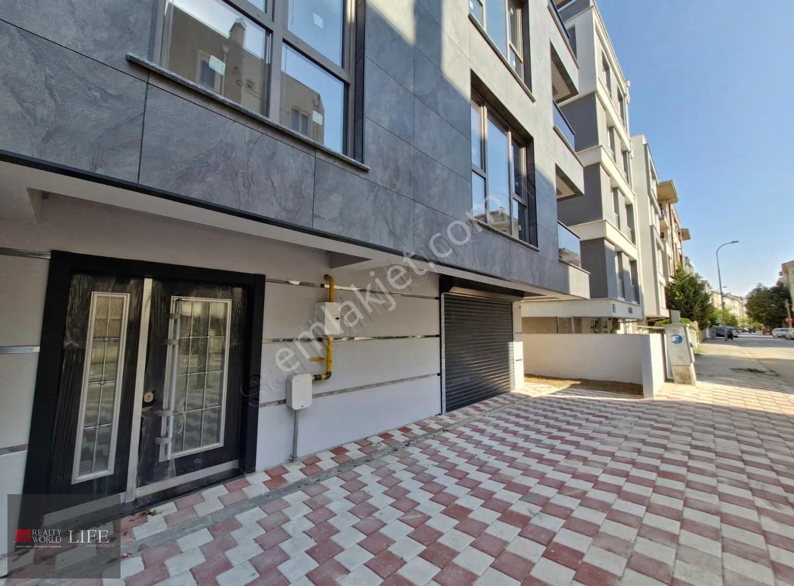 Rw Lıfe// Bahçelievler Mah. Plevne Sk. Kiralık Sıfır Eşyalı 1+1 - Görsel 7