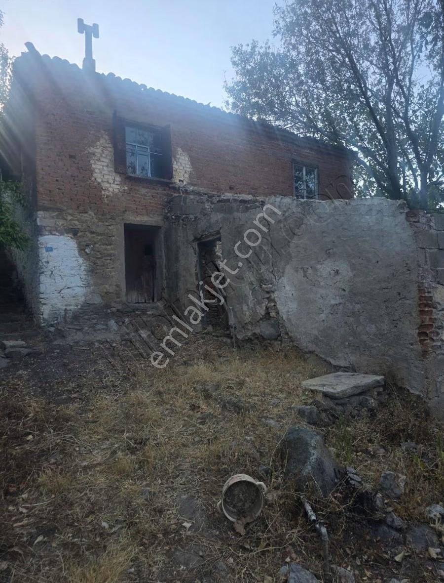 Tire Arslan Emlaktan Büyükkale Köy İçinde Avlulu Ev Ve Arsa - Görsel 14