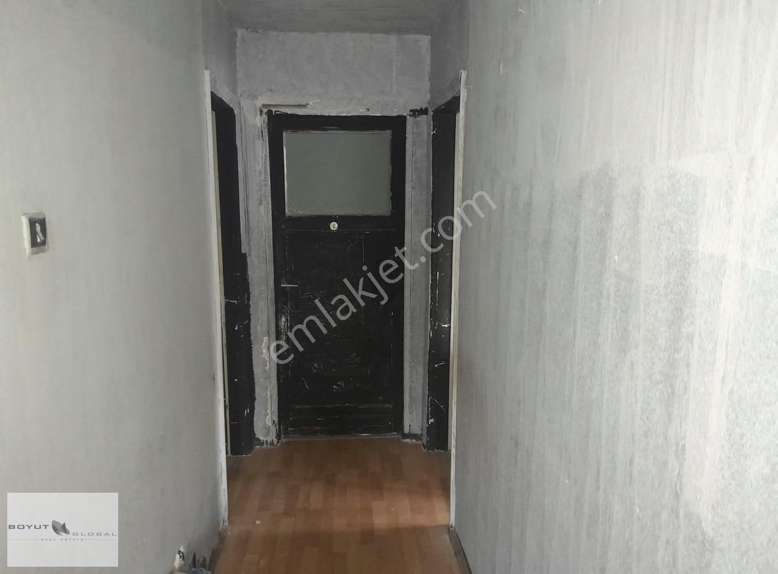 Boyut Global'den Kırım Cd.üzerinde Kombili Teraslı 2+1 Daire - Görsel 22