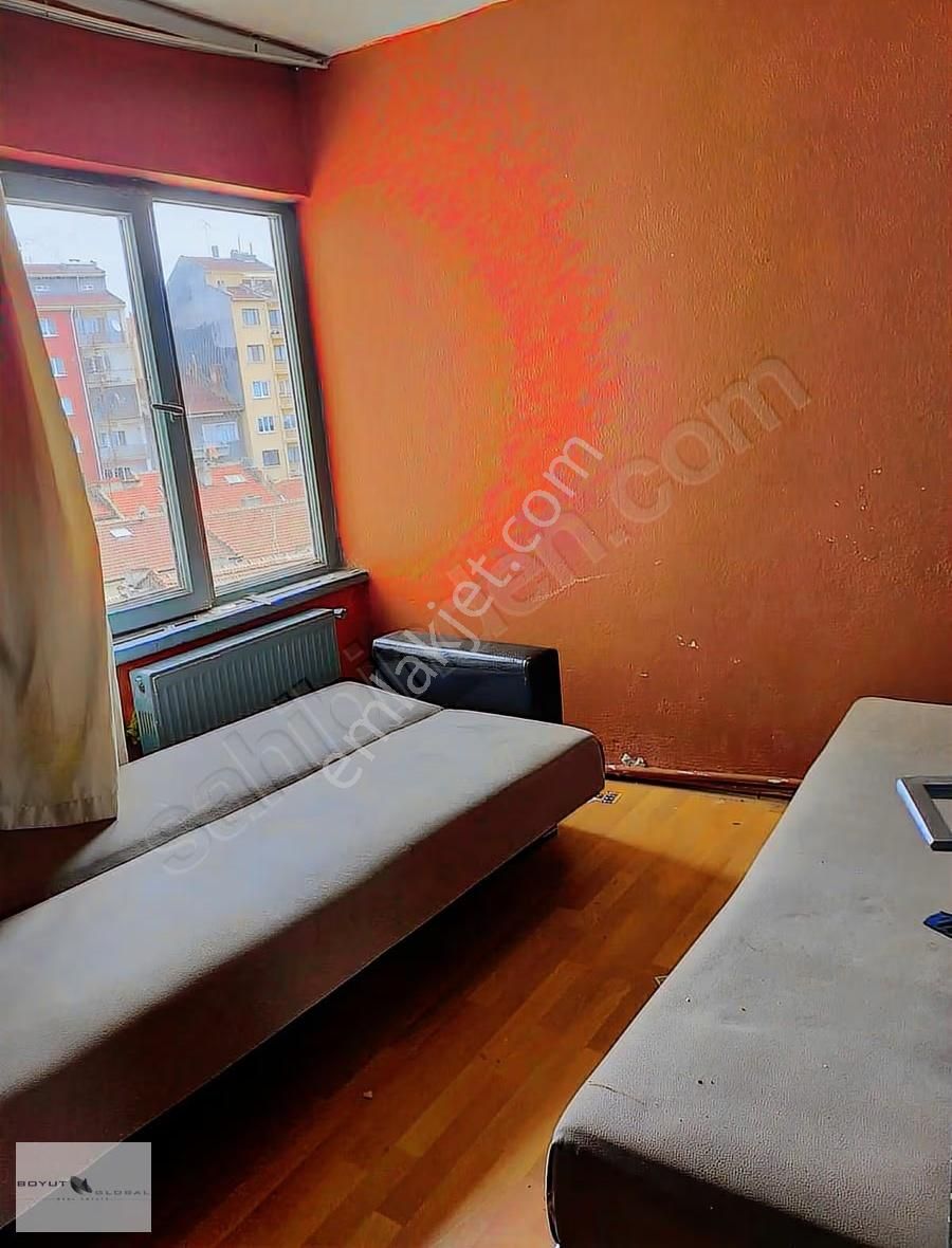 Boyut Global'den Kırım Cd.üzerinde Kombili Teraslı 2+1 Daire - Görsel 6