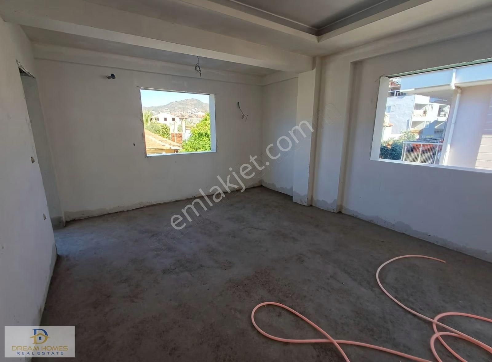 Foça'da 3+1 Satılık Dubleks Daire - Görsel 2