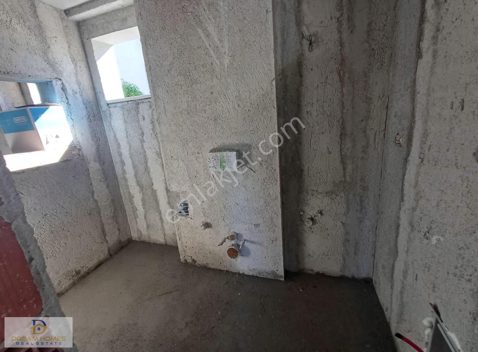 Foça'da Mükemmel Konumda Satılık 1+1 Daire - Görsel 3
