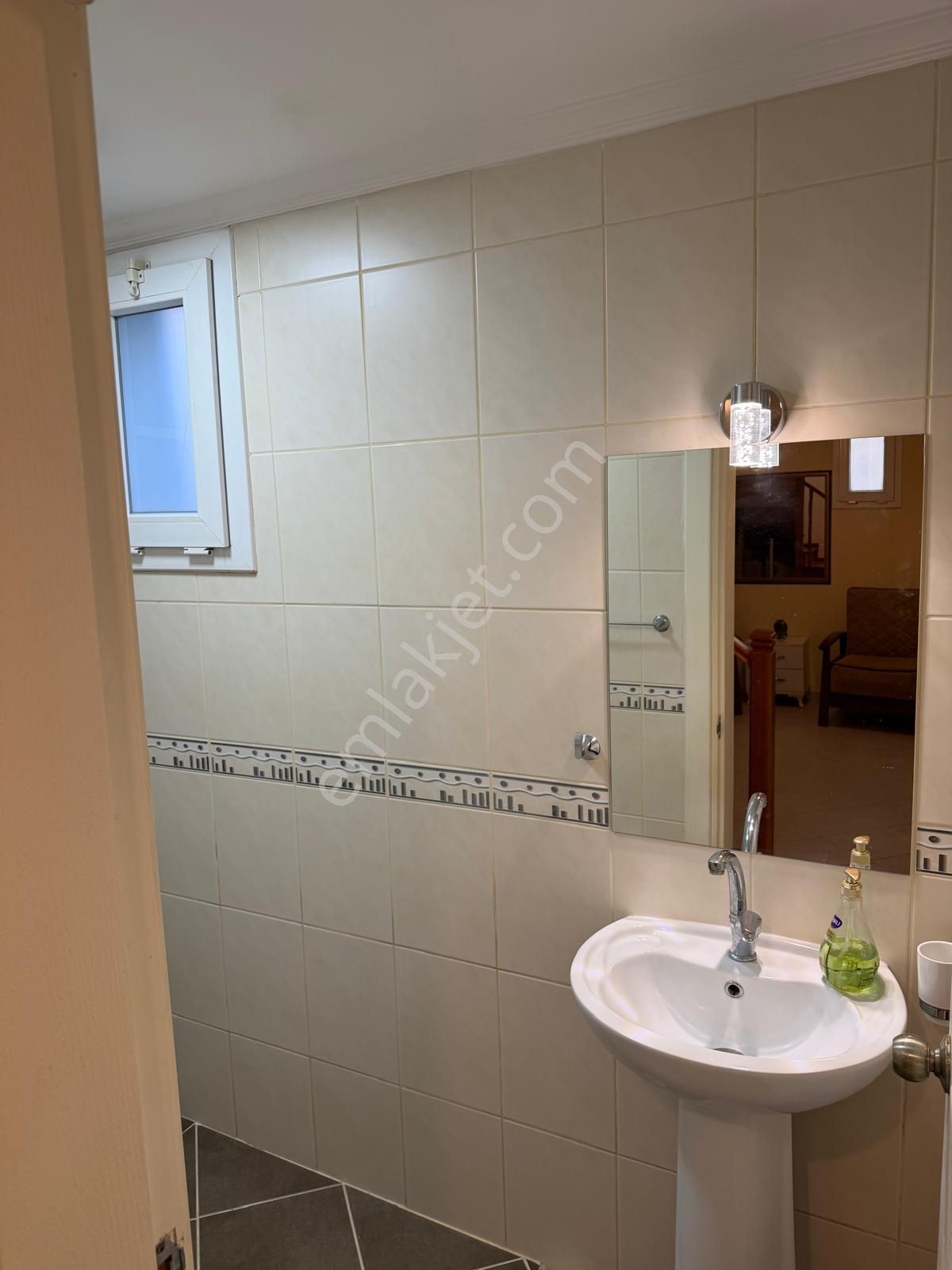 Hisarönü'nde Satılık 3+1 Daire - Görsel 32