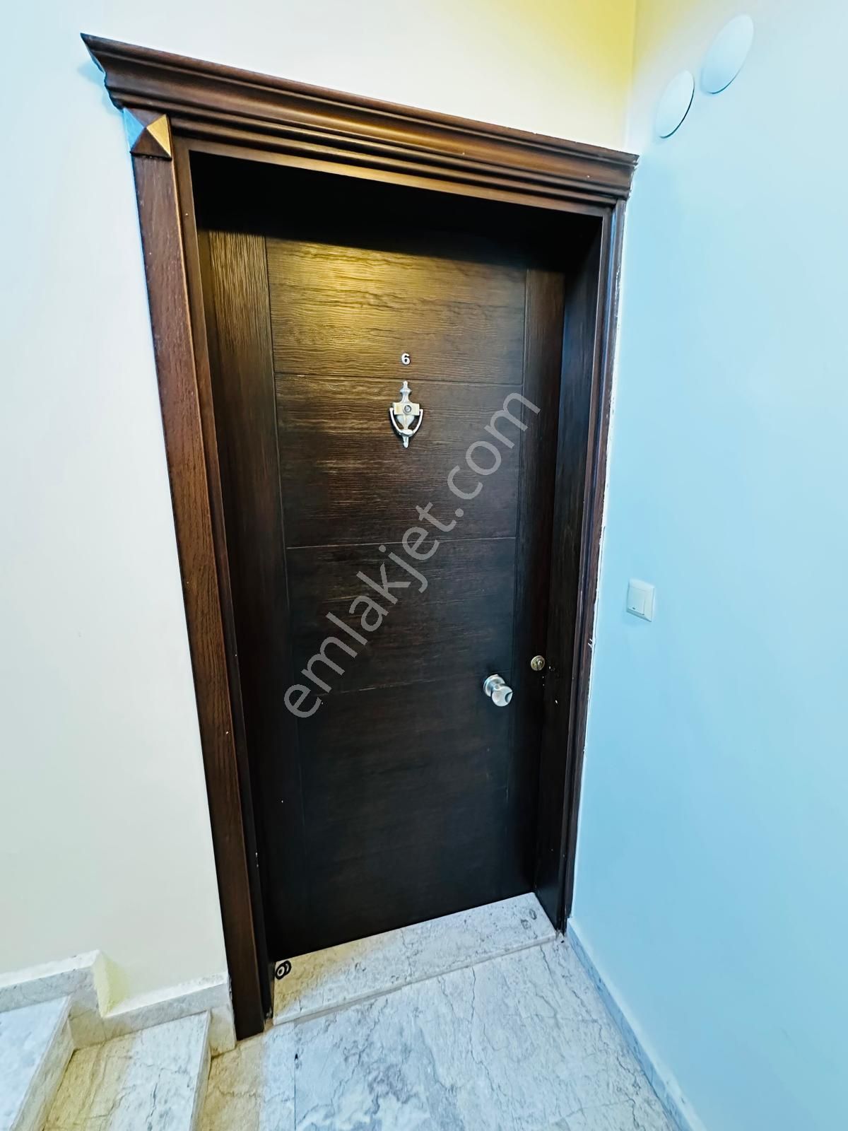 Merkez İnkum Sağ Taraf Satılık Ara Kat 2+1 Daire Eşyalı - Görsel 7