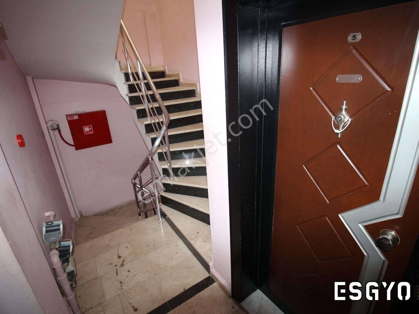 Esgyo'dan Cengiz Topel Cad İşkur Arkası 1+1 Kiralık Daire - Görsel 3