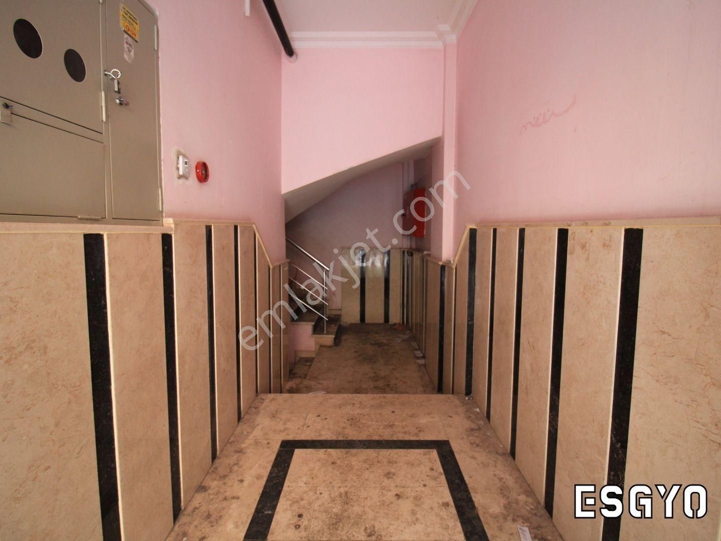 Esgyo'dan Cengiz Topel Cad İşkur Arkası 1+1 Kiralık Daire - Görsel 4