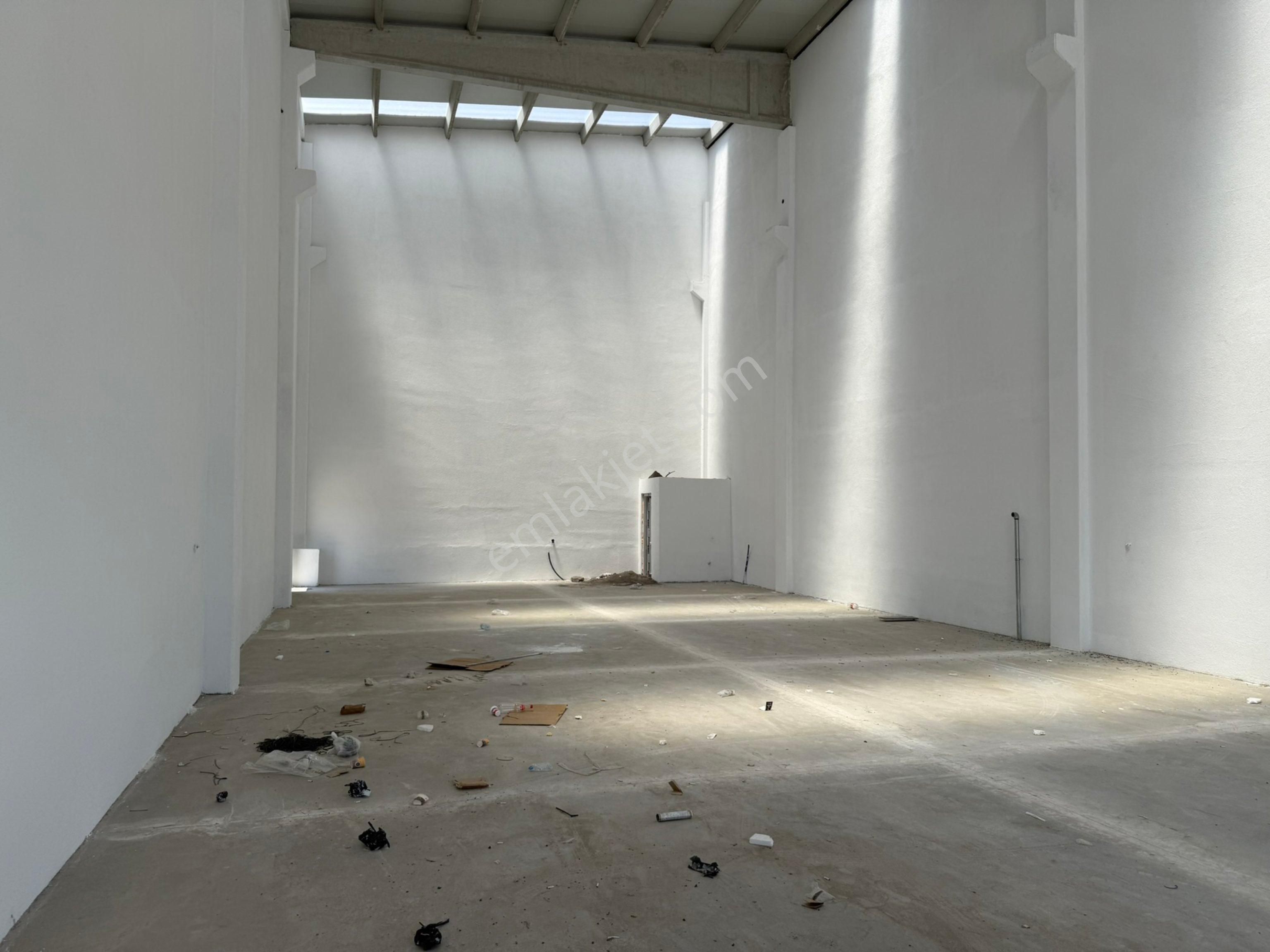 E-5 İstanbul Yoluna Cepheli 330 M2 Kapalı 400 M2 Açık Satılık Fabrika-depo - Görsel 9