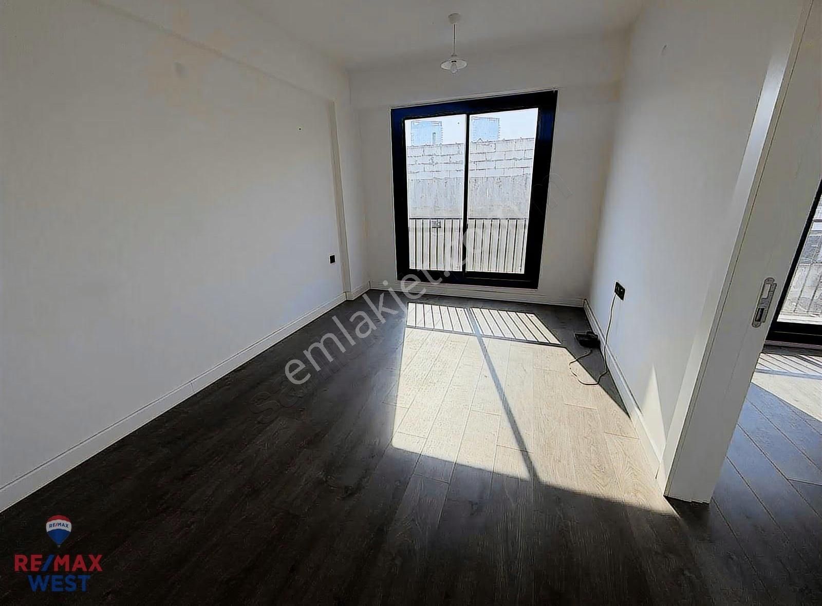 Passa Plaza 1+1 Kiralık Ofis - Görsel 9