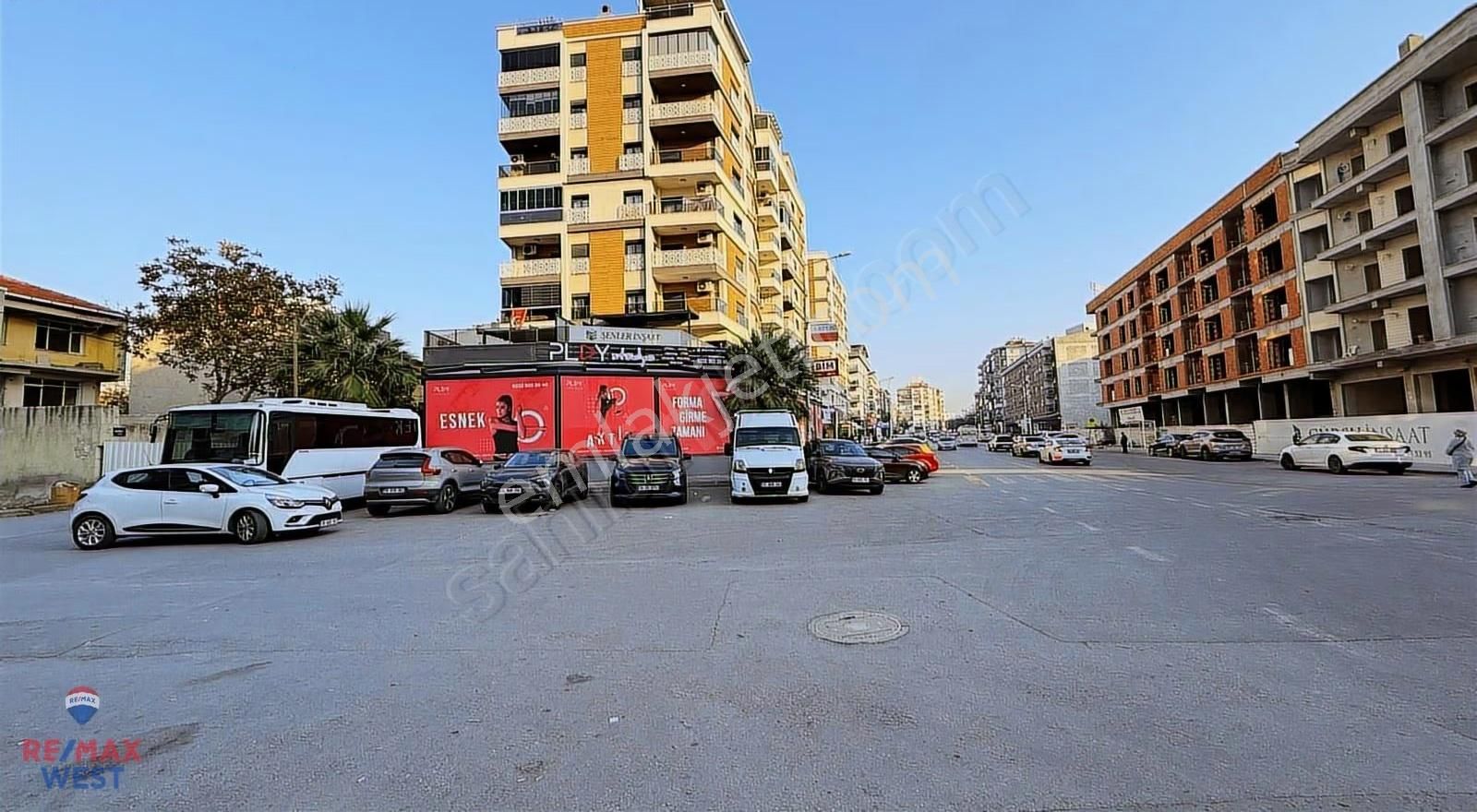 Karşıyaka Ordu Bulvarı Üzeri Satılık Teraslı 3+1 Daire - Görsel 16