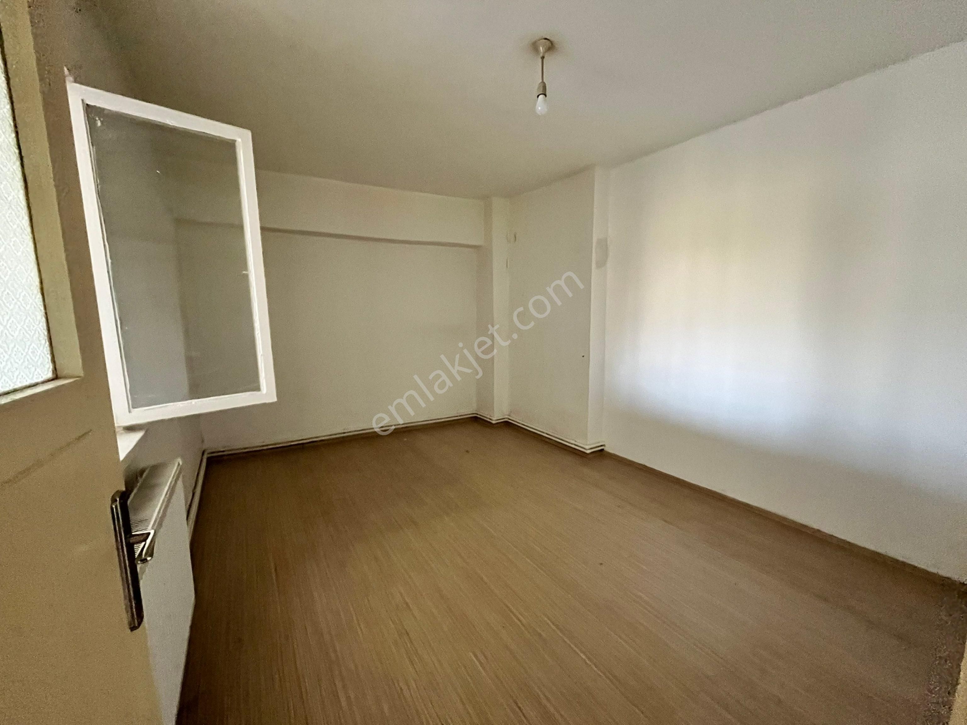 Turhal M. Fevzi Çakmak Mh. Ana Cadde Üzeri Satılık Ara Kat Daire - Görsel 12