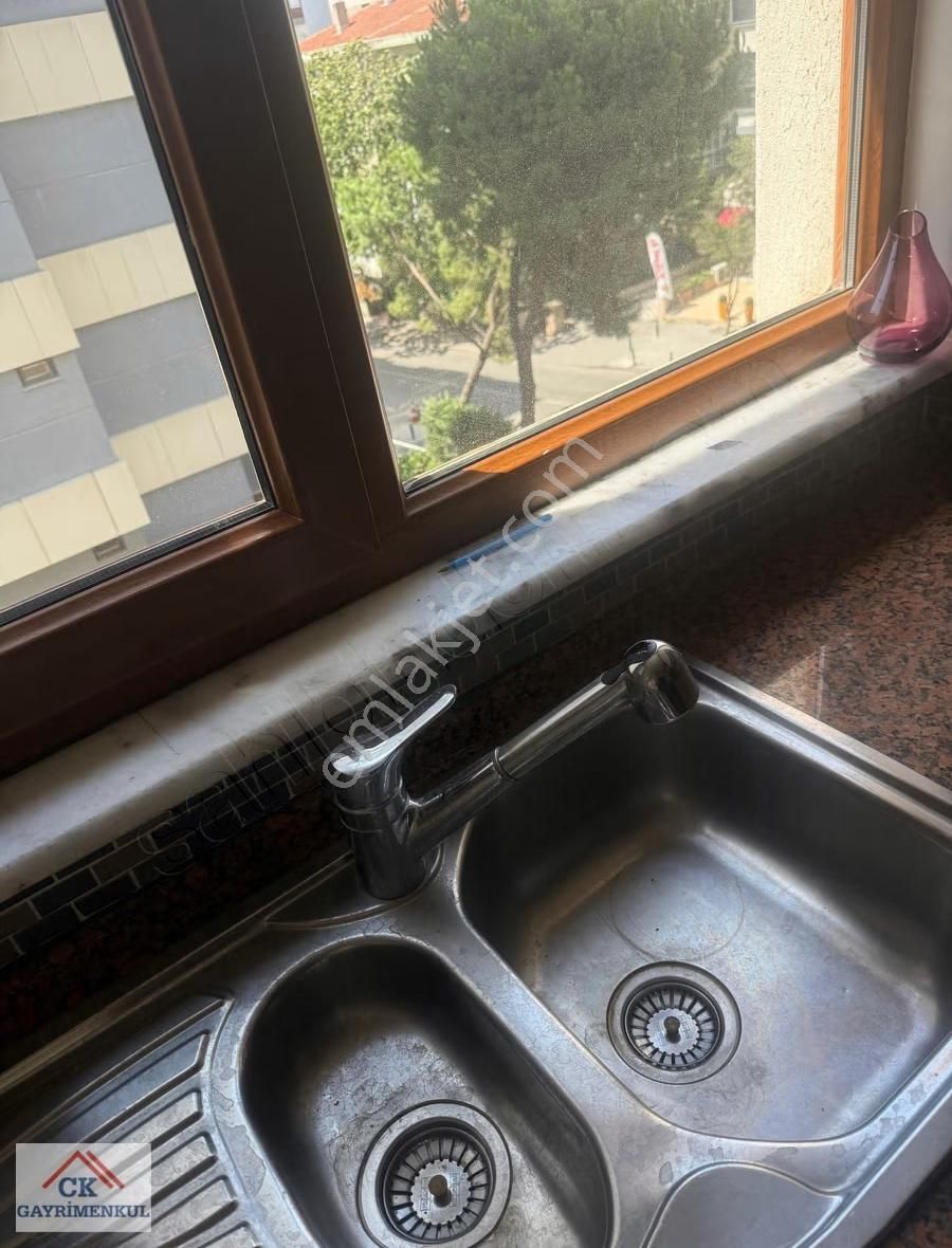 Ck'dan Suadiye Kaptan Arifde 100 M2 Satılık 3+1 - Görsel 5