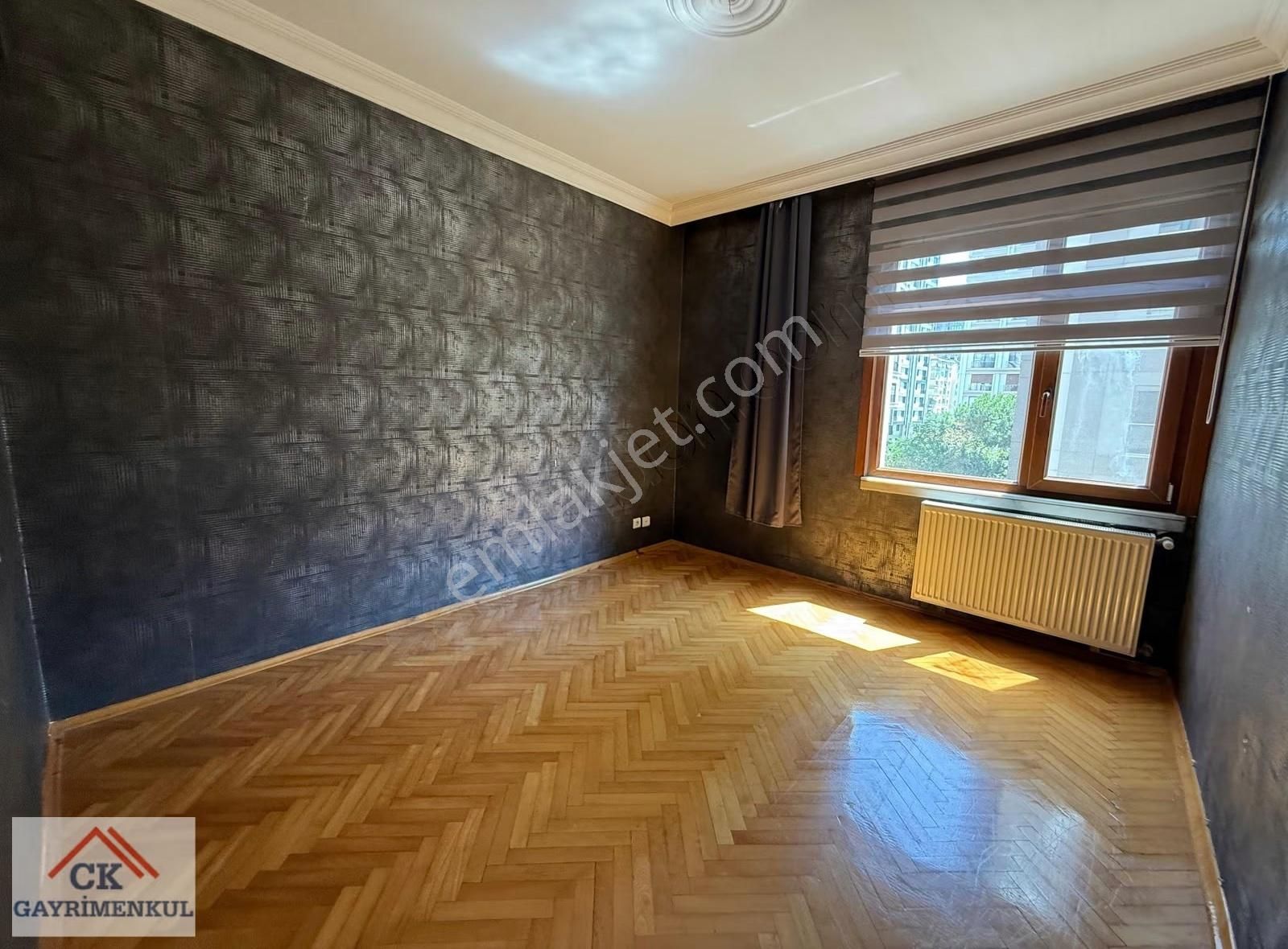 Ck'dan Suadiye Kaptan Arifde 100 M2 Satılık 3+1 - Görsel 24