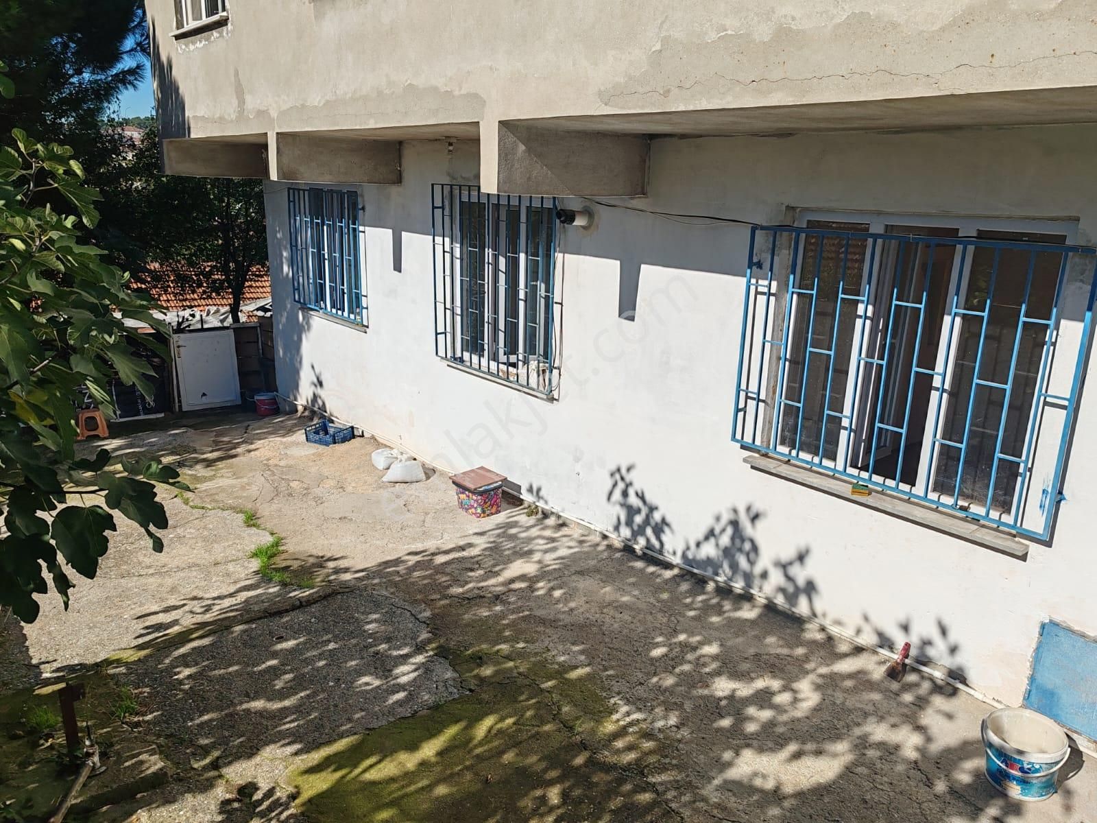 Ümraniye Cemil Meriç Mahallesi – Kiralık 3+1 Bahçeli Daire
