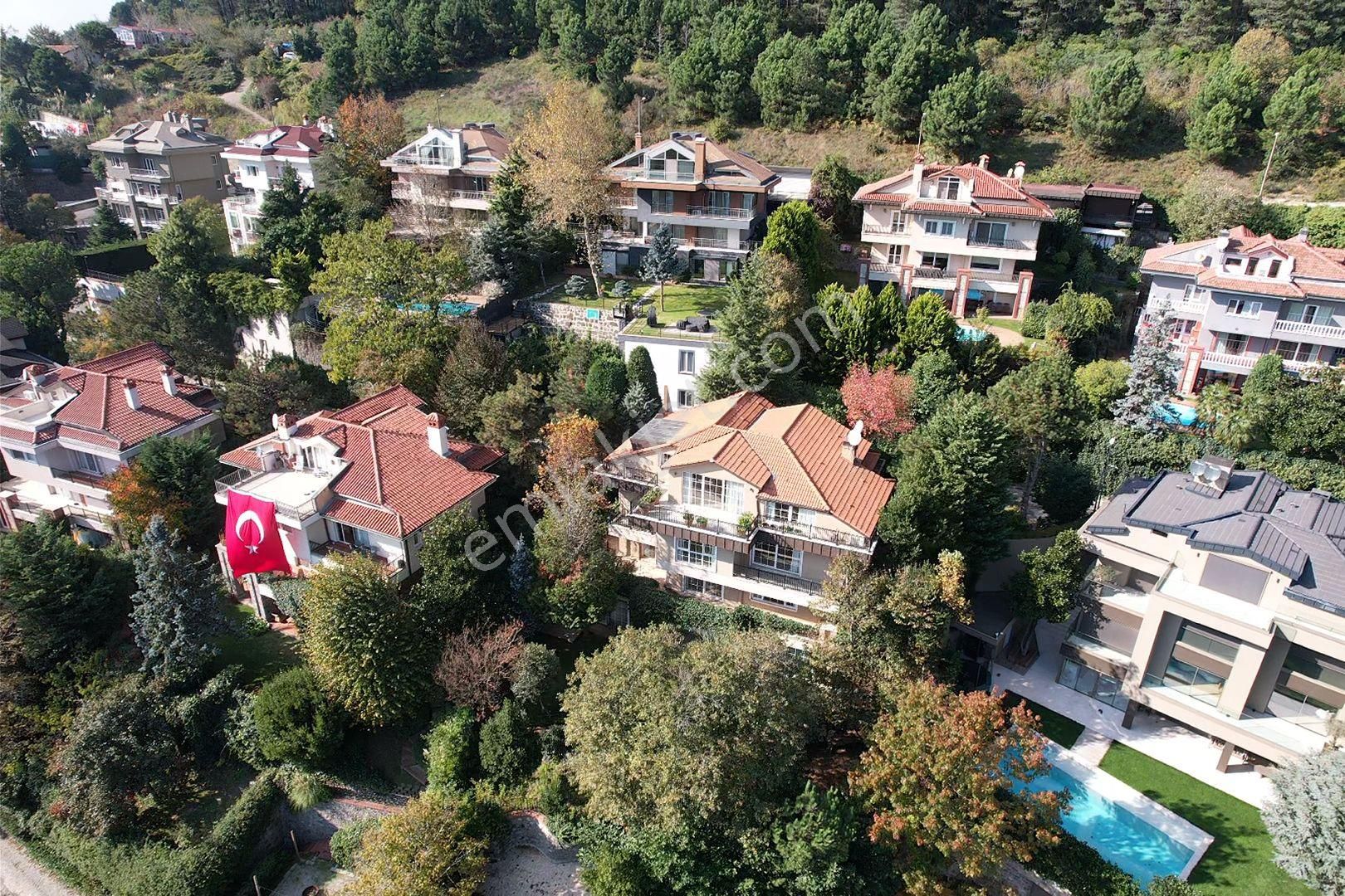 İstanbul Beykoz Acarkent'te Satılık 7+3 Lüks Villa