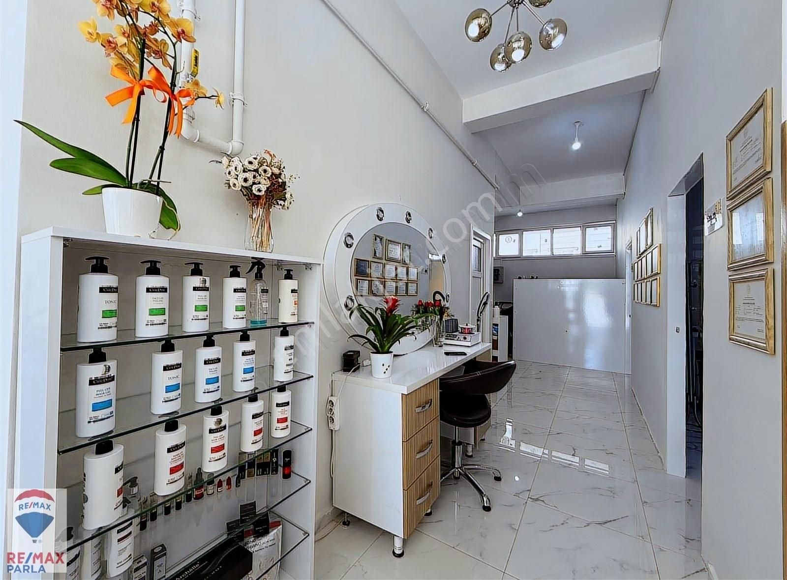 Remax Yeşim'den Devren Kiralık Güzellik Merkezi - Görsel 27