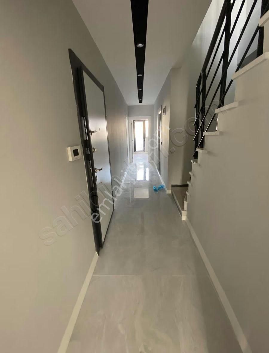 Deniz Can Emlak Satılık 4+1 Merkezde Dublex Daire - Görsel 2