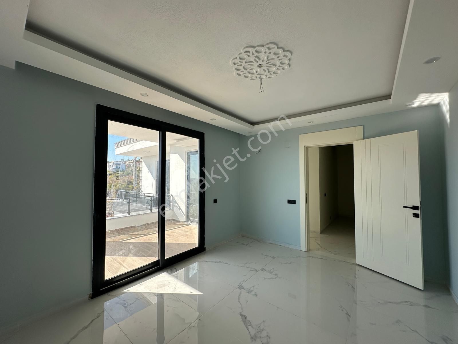 Mersin/erdemli/kızkalesi'nde Satılık 3+1 Villa - Görsel 12