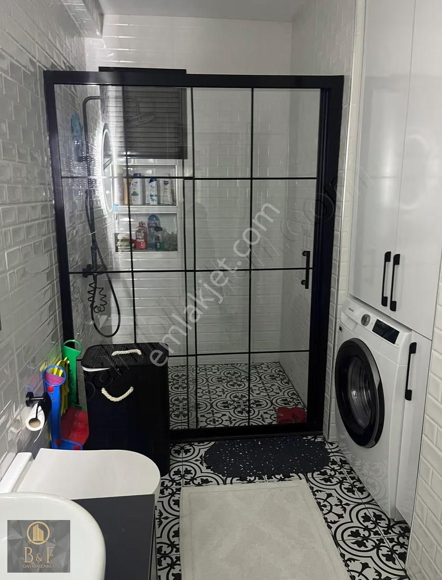 Cumhuriyet Mahallesinde 145m2 Dubleks Daire - Görsel 16