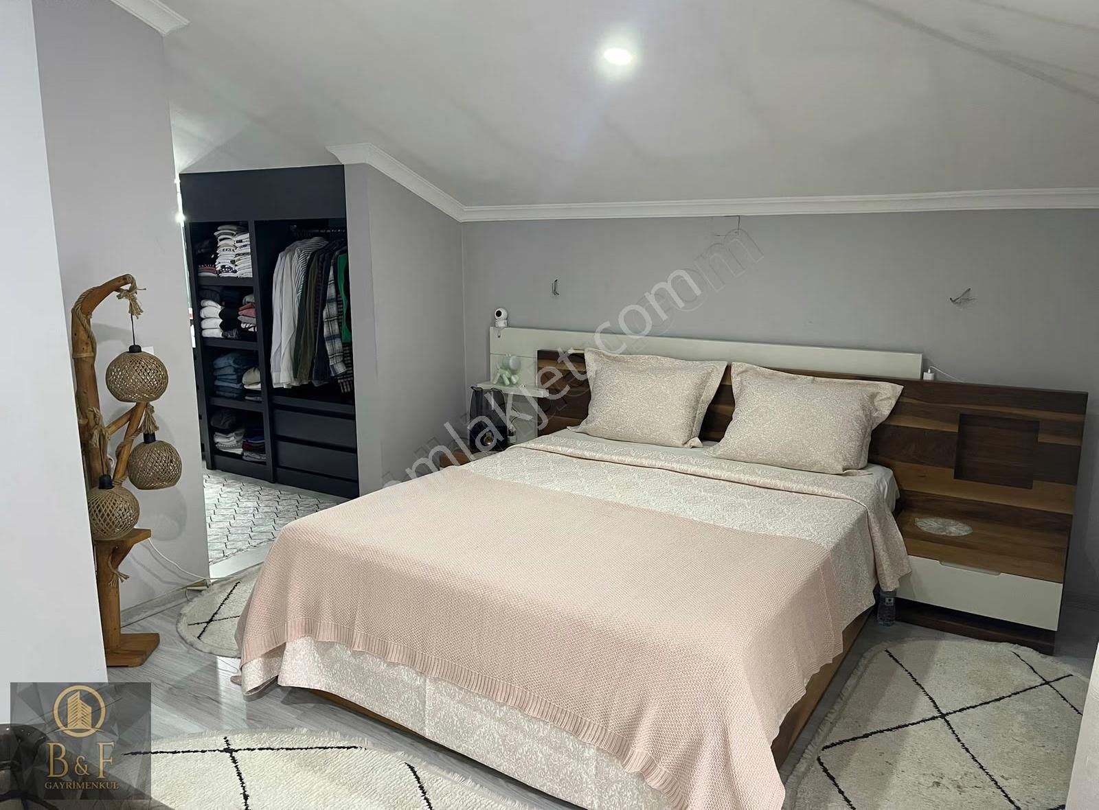 Cumhuriyet Mahallesinde 145m2 Dubleks Daire - Görsel 23