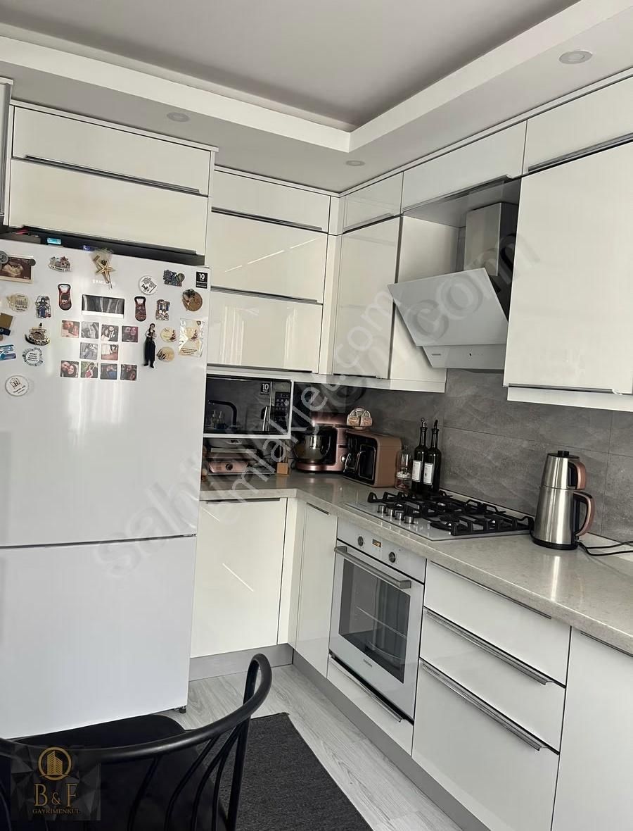 Cumhuriyet Mahallesinde 145m2 Dubleks Daire - Görsel 27