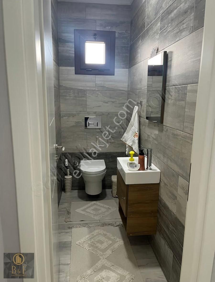 Cumhuriyet Mahallesinde 145m2 Dubleks Daire - Görsel 8