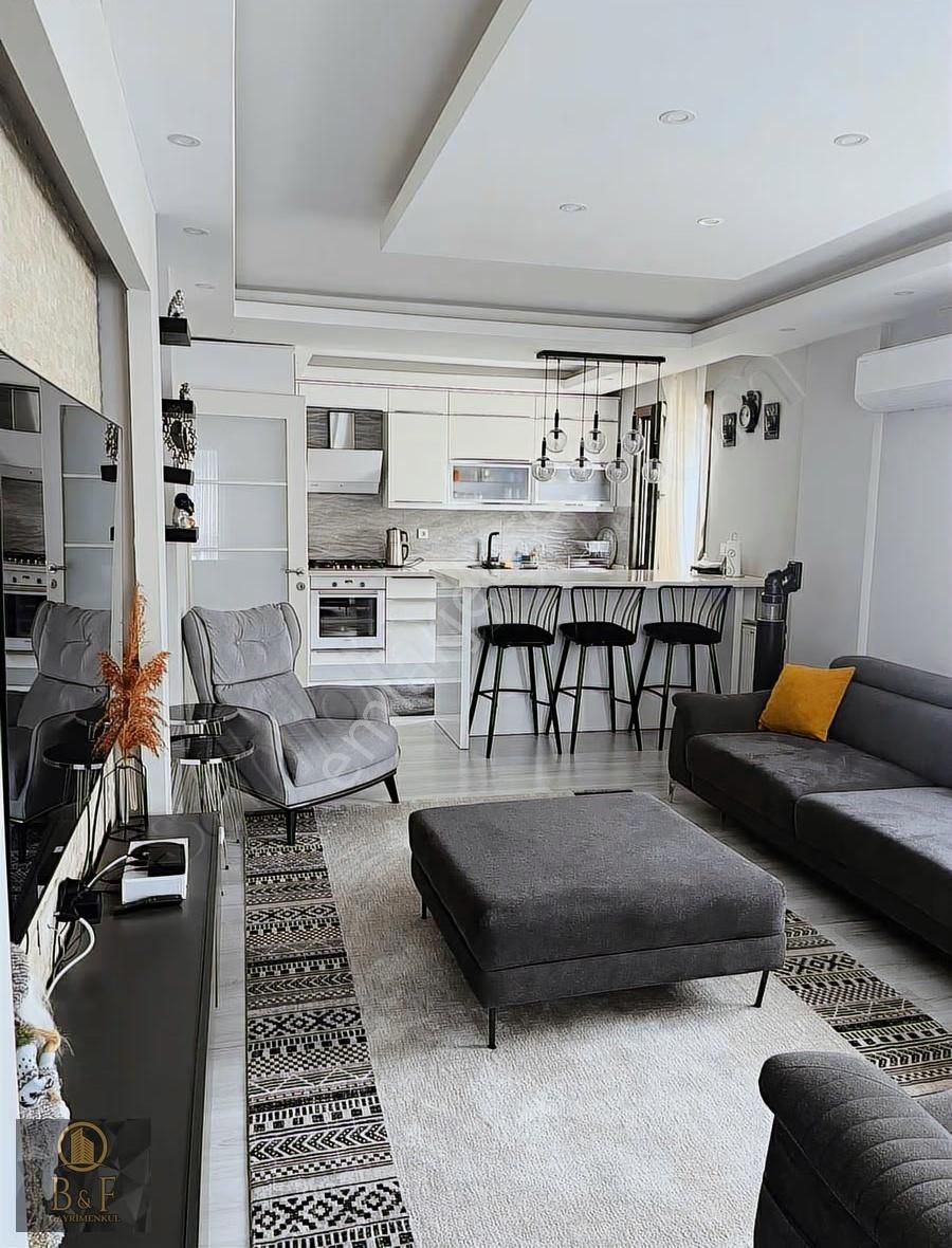 Cumhuriyet Mahallesinde 145m2 Dubleks Daire - Görsel 10