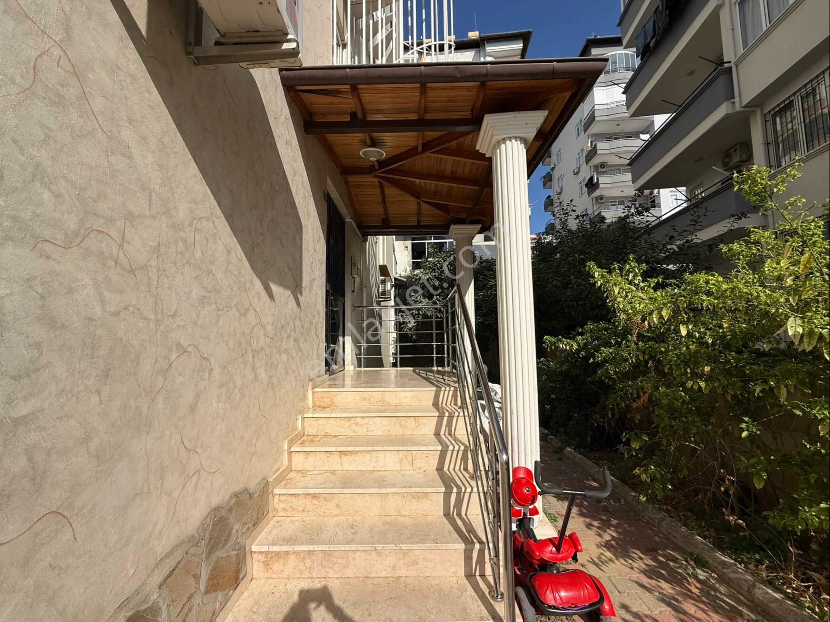 Alanya/kadıpaşa Mah.anadolu Hast. Yakını 3+1 Kiralık Daire - Görsel 9