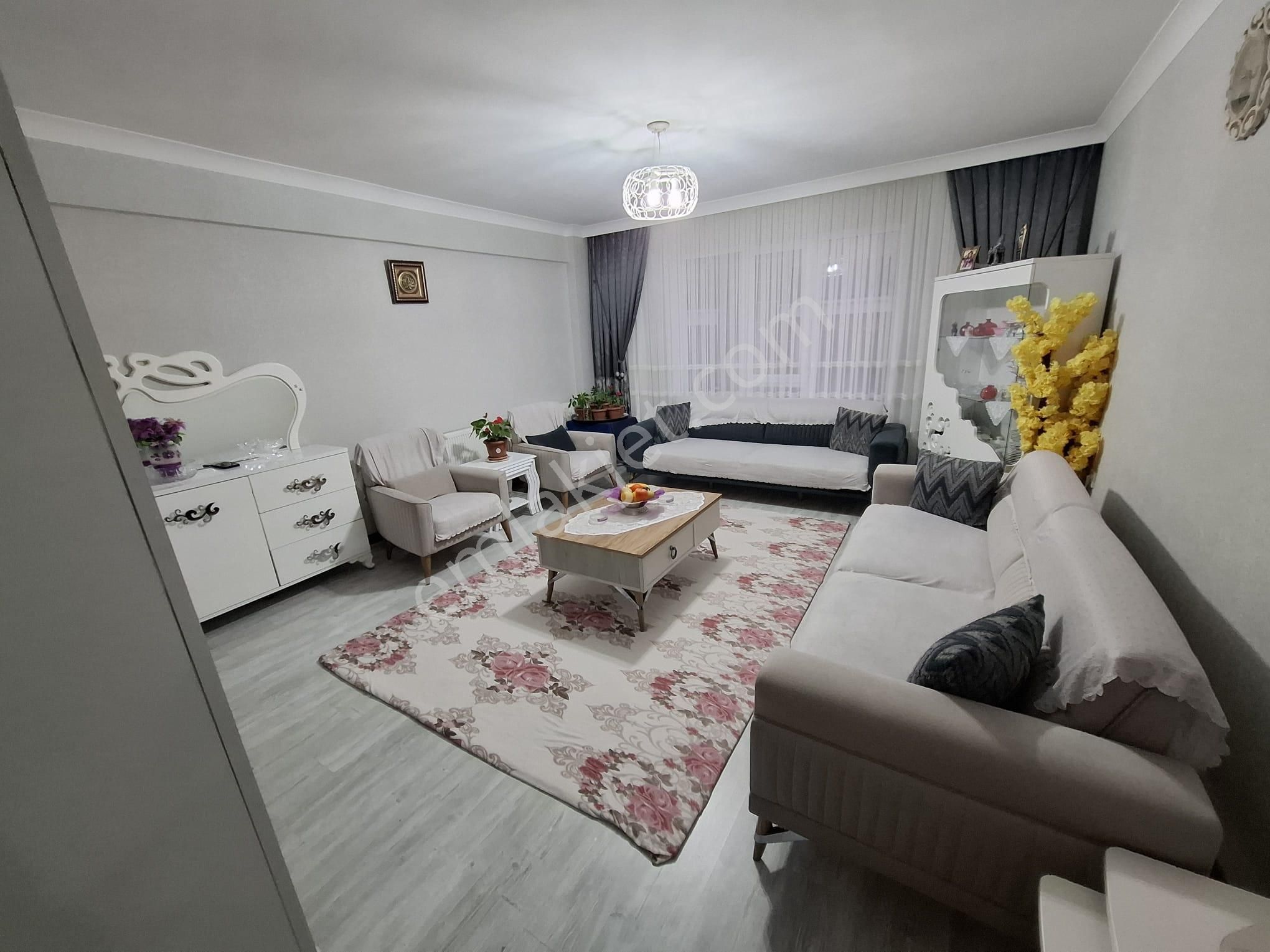 Altındağ - Feridun Çelik Mahallesinde Yapılı, Teras Balkonlu Merkezi Konumlu 3+1 Satılık Daire !!! - Görsel 10