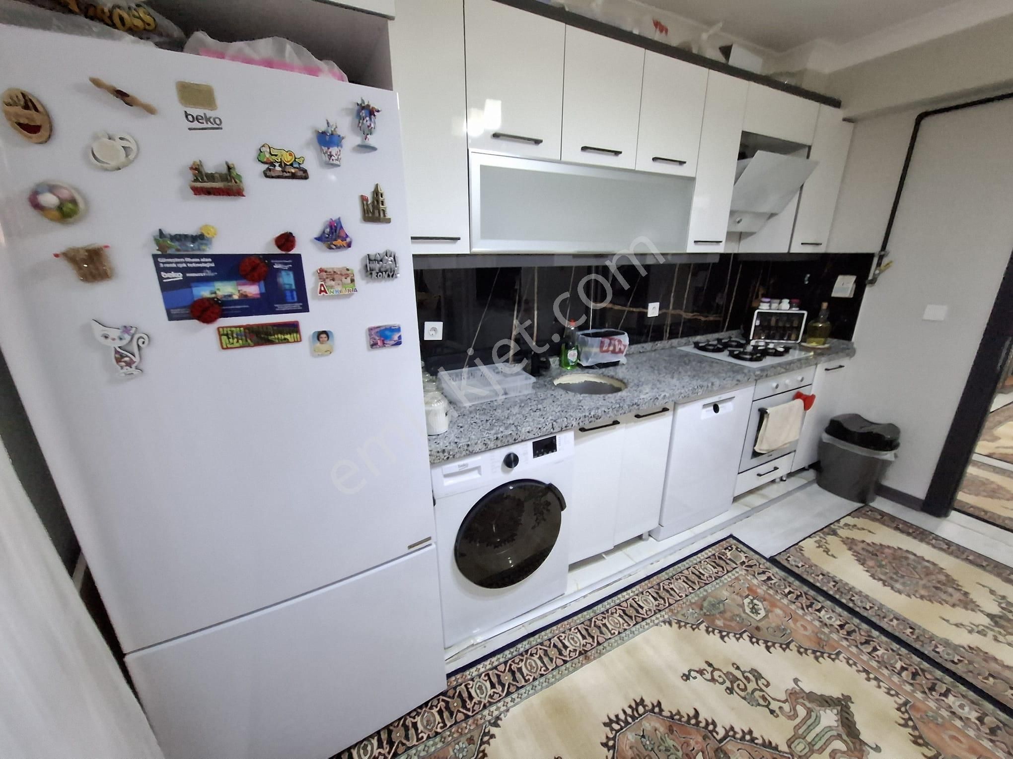 Altındağ - Feridun Çelik Mahallesinde Yapılı, Teras Balkonlu Merkezi Konumlu 3+1 Satılık Daire !!!