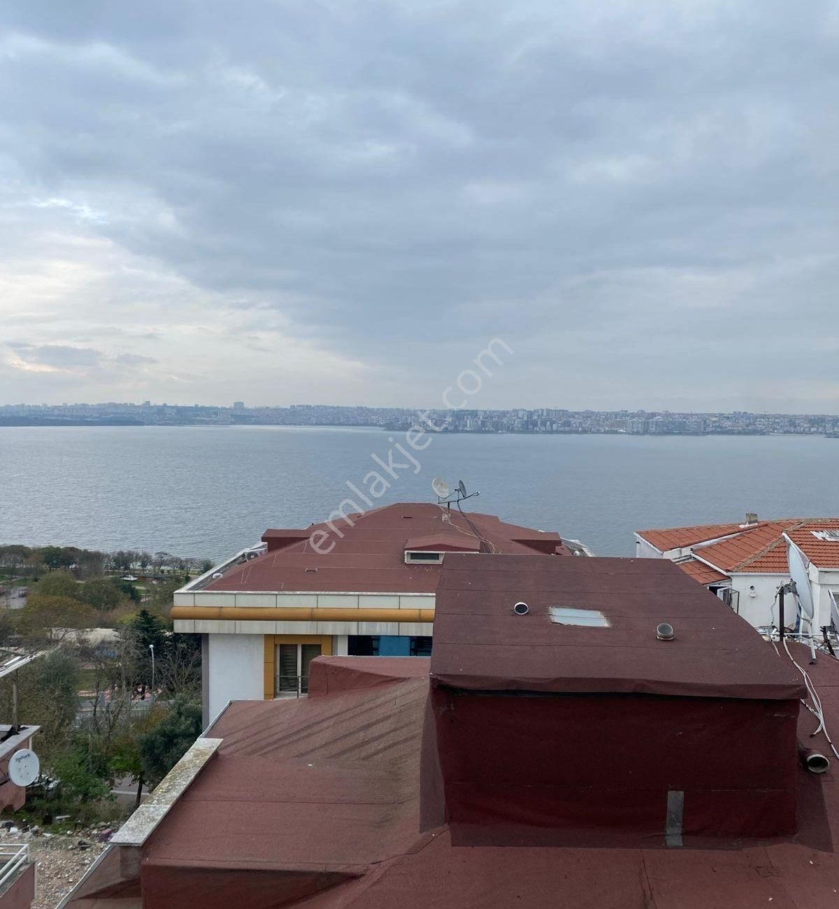 Avcılar G.palada 2+2 Göl Manzaralı Asansörlü Satılık Dublex - Görsel 3