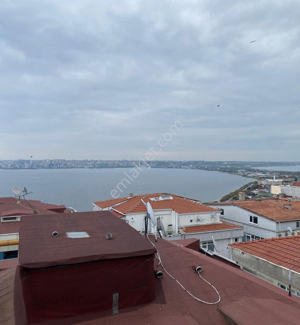 Avcılar G.palada 2+2 Göl Manzaralı Asansörlü Satılık Dublex - Görsel 7