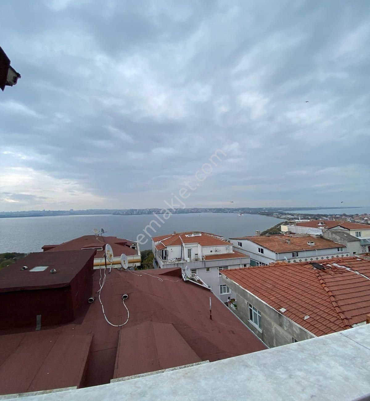 Avcılar G.palada 2+2 Göl Manzaralı Asansörlü Satılık Dublex - Görsel 5