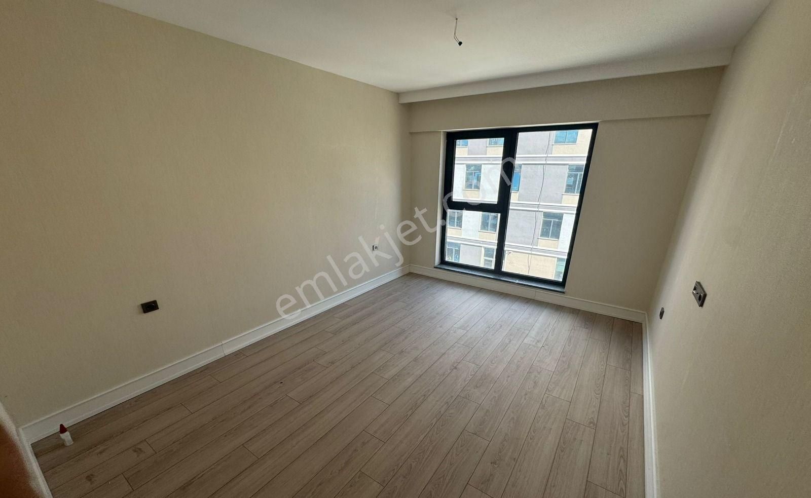 Ovacık'ta Site İçerisinde Ultra Lüks Yapılı 4.5+1 Daire! - Görsel 18