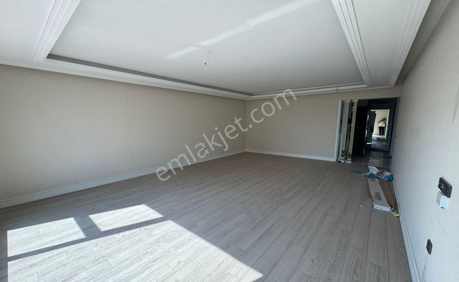 Ovacık'ta Site İçerisinde Ultra Lüks Yapılı 4.5+1 Daire! - Görsel 7