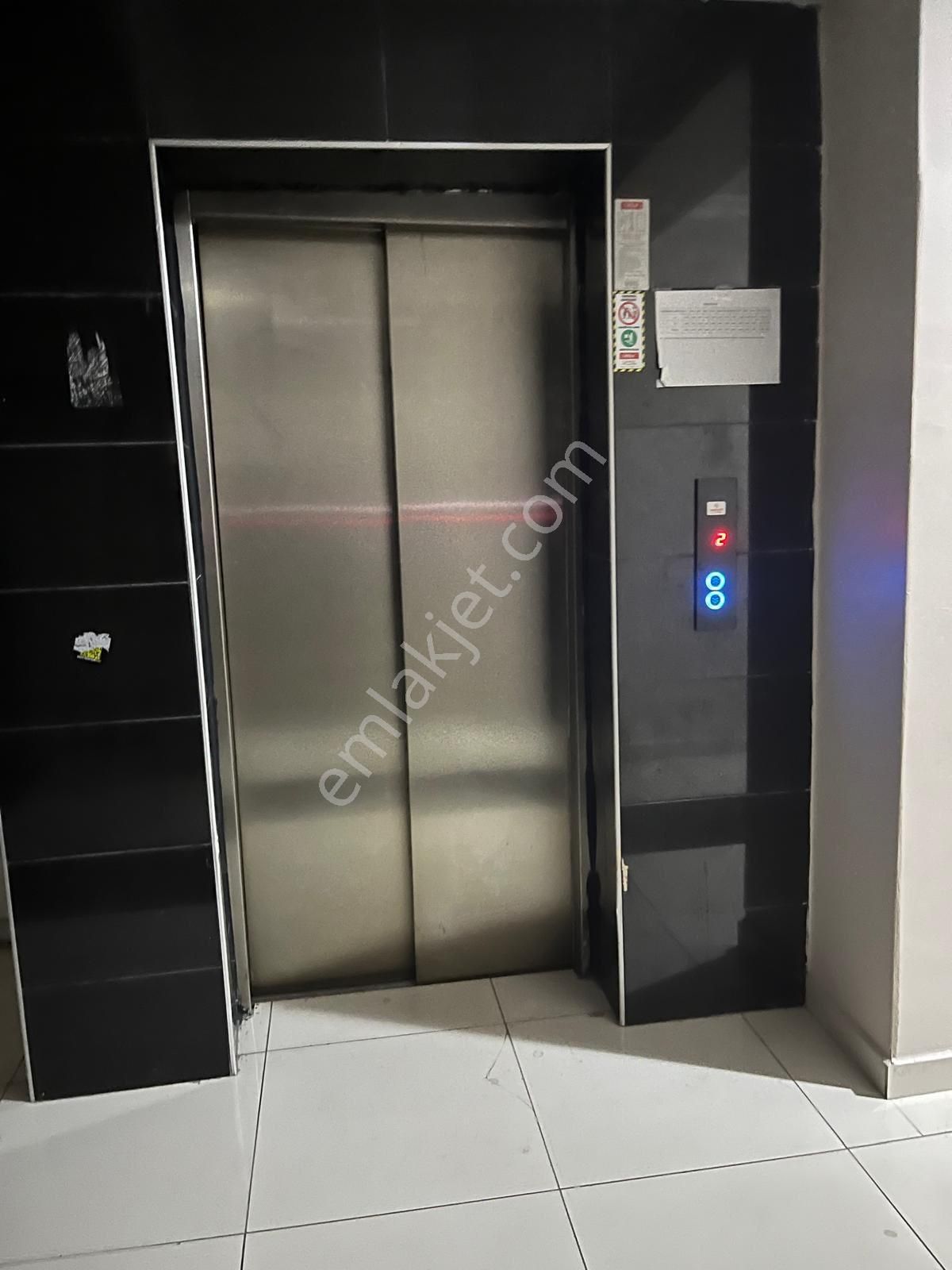 Yakuplu Kaymakamlık Karsısında Site İçerisinde - Görsel 2